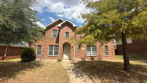 2828 Clear Creek Drive