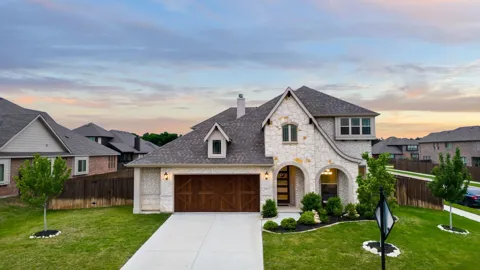 2613 Turning Leaf Lane