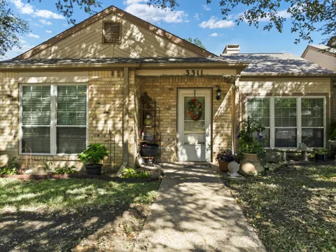 3311 Chimney Place Drive