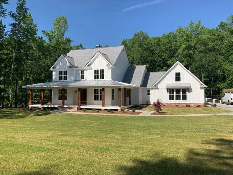 3511 Reavis Mountain Road