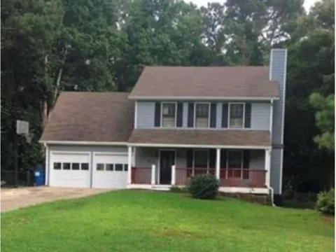 1011 Forest Park Lane