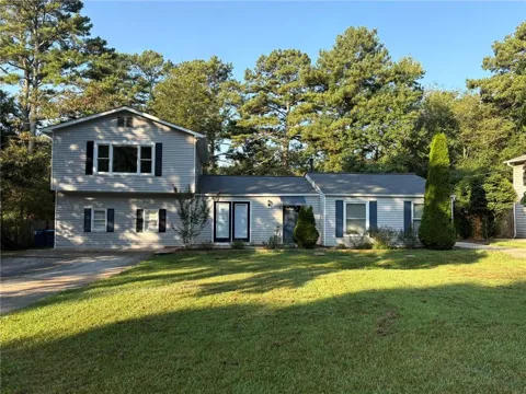 3082 Bromley Rowe