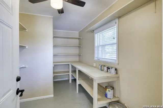 921 Maple Uvalde, TX 78801