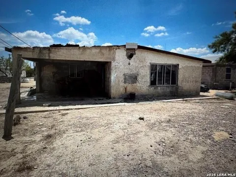 1752 Avenida Encuentro
