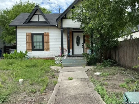 750 Fulton