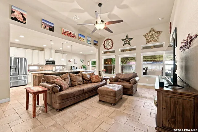8951 Highland Dawn San Antonio, TX 78254