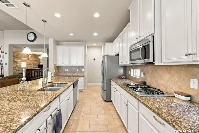 8951 Highland Dawn San Antonio, TX 78254