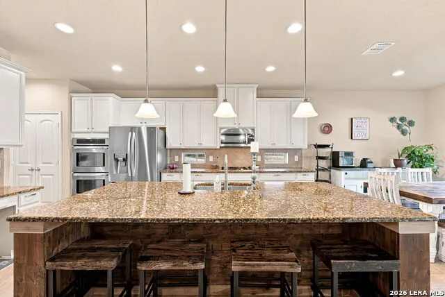 8951 Highland Dawn San Antonio, TX 78254