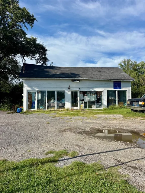 2524 W ROUTE 122