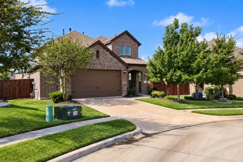 1004 Friesian Lane