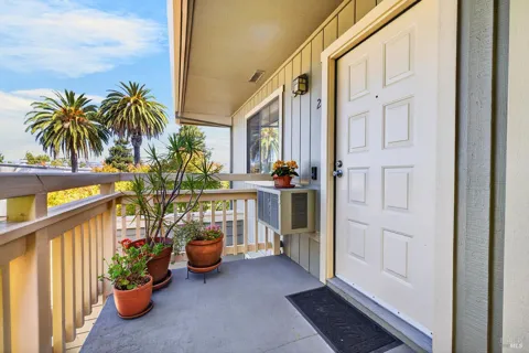 720 Petaluma Boulevard S ##2