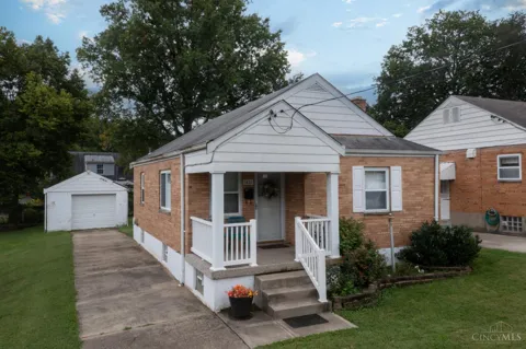 1631 Marilyn Lane