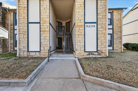 5209 Nowata Road #B#203