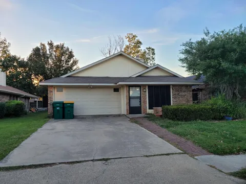 910 Boxwood Drive