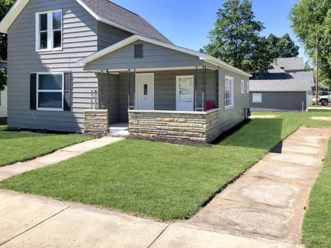 404 W Saint Joseph Street