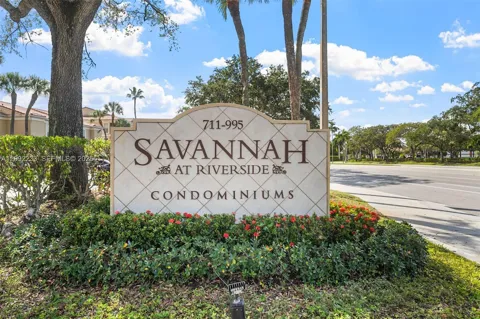 733 Riverside Dr #1210