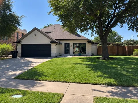 820 Raywood Circle