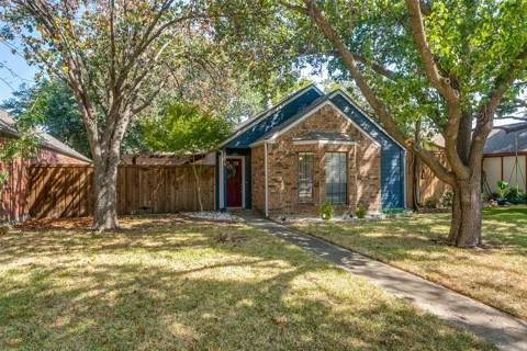 924 Sugarberry Drive
