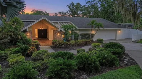 921 COLLEGE HILL DRIVE
