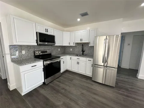 821 NW 20th Ave #821