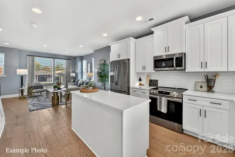 1131 Northend Drive #42