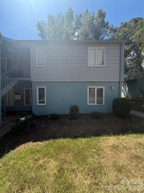 1914 Meadowlark Lane #6