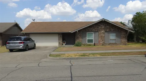 2107 Bordeaux Drive