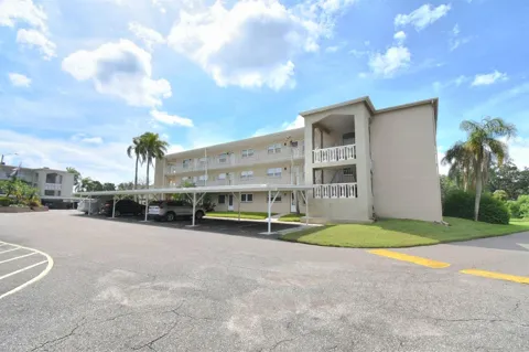 948 VIRGINIA STREET #210