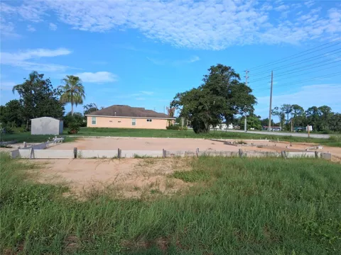 3709 SEBRING PARKWAY