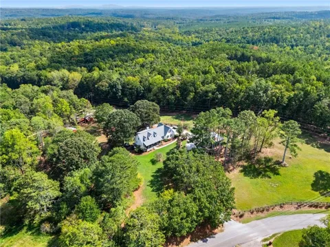 3204 Reavis Mountain Road