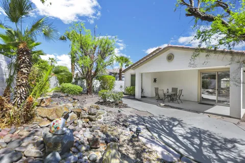 40881 Calle Santa Cruz