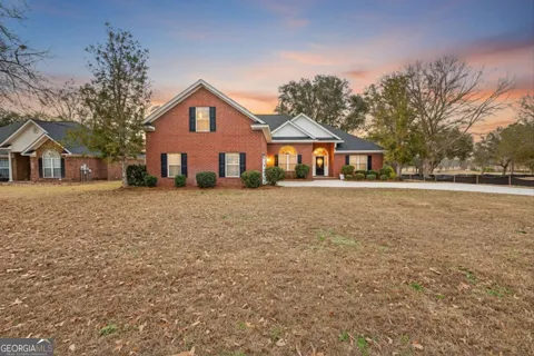 58 Lansing DR
