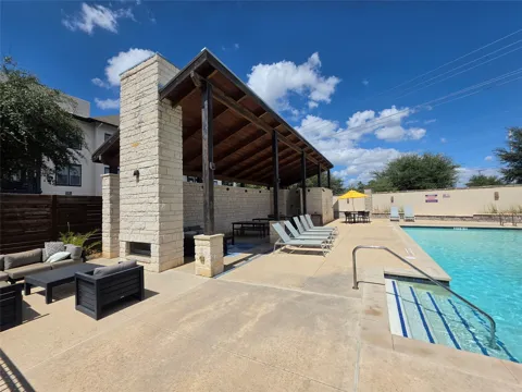 13705 Zink Bend #31