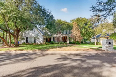 141 Shady Trail