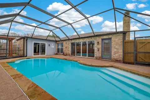 2130 Round Lake Drive