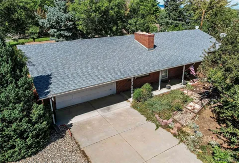 3005 Flora Lane