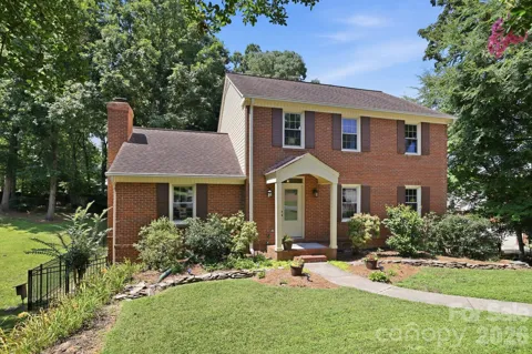 340 Walnut Point Drive