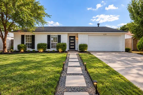 5208 Knox Drive