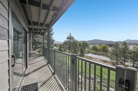 1620 Lakeview Terrace #101B