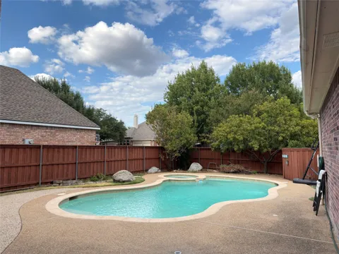 1328 Comanche Drive