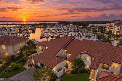 3506 HARBOR DRIVE