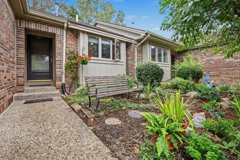 3114 Maple Villa Drive SE