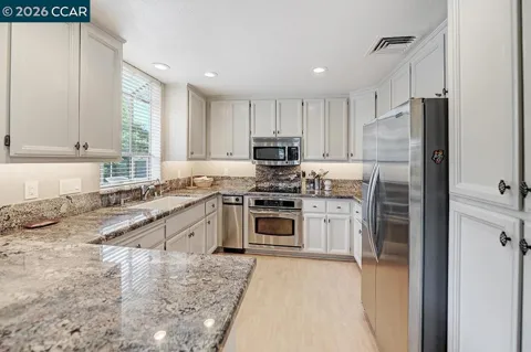 5910 Horsemans Canyon Dr #5C