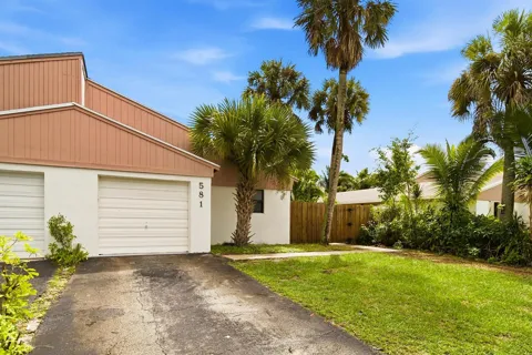 581 NW 47TH AVENUE