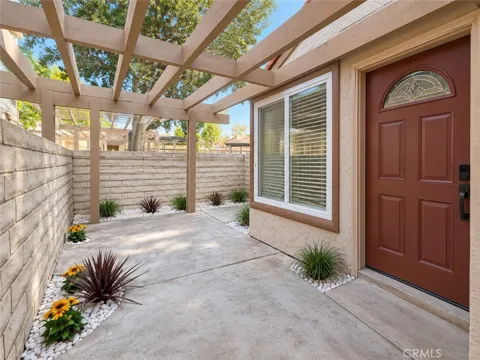 2704 Via Colina #09