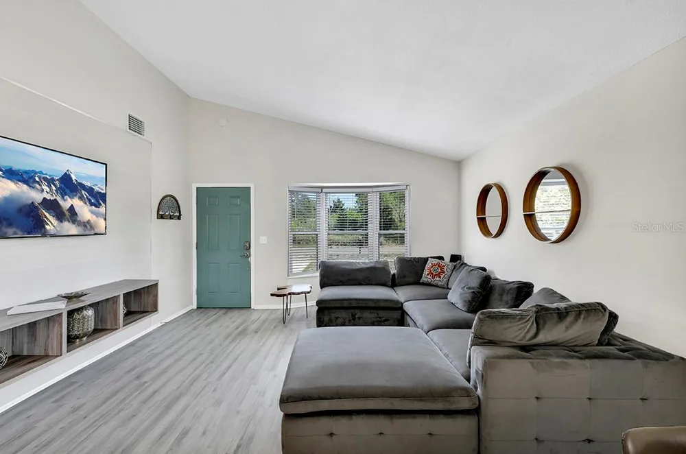 1112 S PROSPECT AVENUE Clearwater, FL 33756