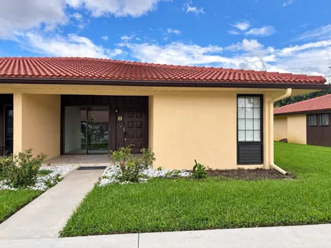 5933 FOREST HILL BOULEVARD #8