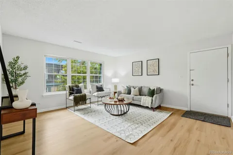 9240 E Girard Avenue #5