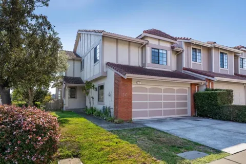 3 Amy Drive