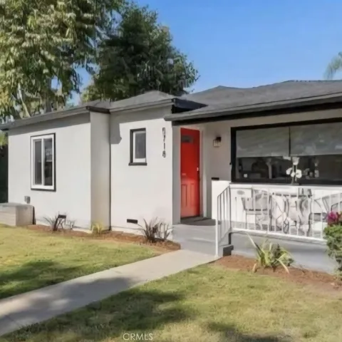 5718 Linden